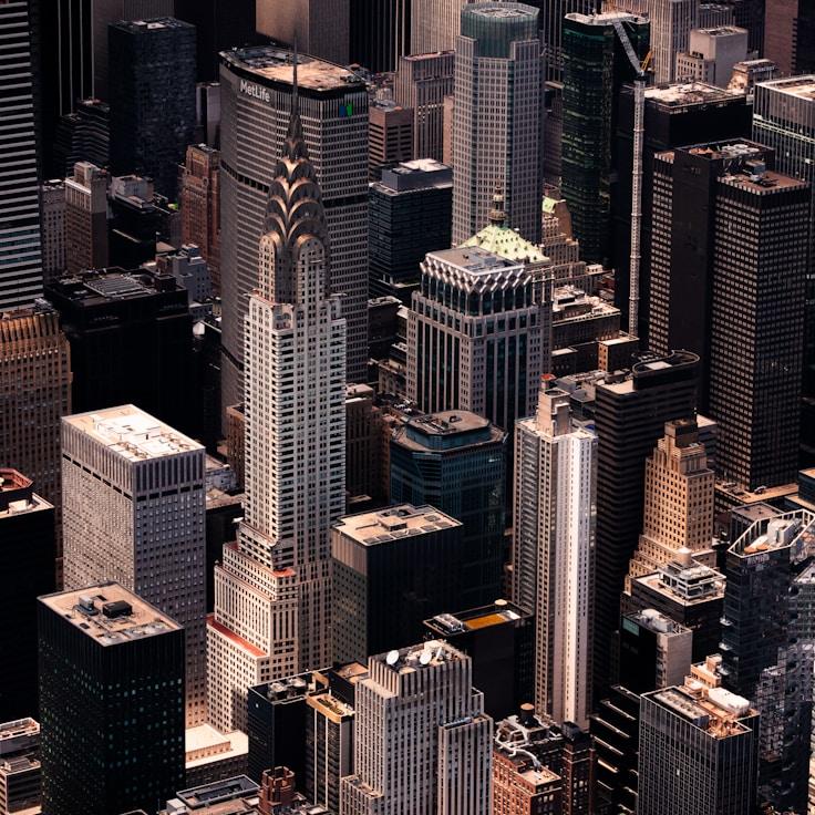 Family routine and school logistics in Madrid